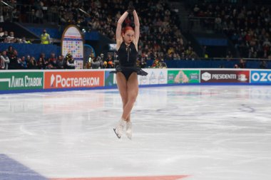 Saint Petersburg, Rusya - 25 Aralık 2021: Rus milli takımı 2022 Artistik Patinaj. Kadınlar - Serbest Paten. Alexandra Trusova.