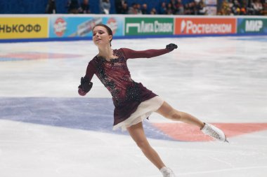 Saint Petersburg, Rusya - 25 Aralık 2021: Rus milli takımı 2022 Artistik Patinaj. Kadınlar - Serbest Paten. Anna Shcherbakova
