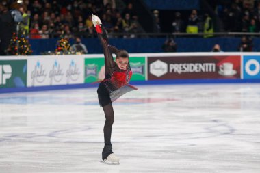 Saint Petersburg, Rusya - 25 Aralık 2021: Rus milli takımı 2022 Artistik Patinaj. Kadınlar - Serbest Paten. Kamila Valieva.
