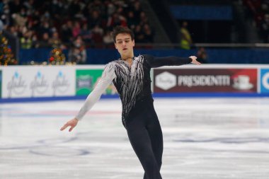 Saint Petersburg, Rusya - 24 Aralık 2021: Rus milli takımı 2022 Artistik Patinaj. Erkekler Serbest Patinaj. Makar Ignatov