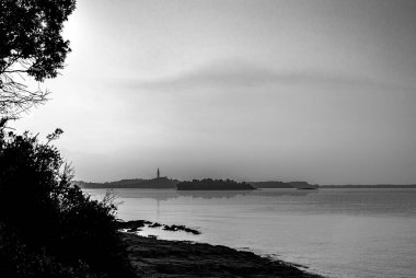 Rovinj şehir manzarası siyah beyaz sanatsal