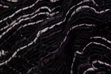 Beyaz Arkaplanda Siyah ve Beyaz El Sanatları Giysileri. Tayland 'ın Kuzey Köyleri' nde el yapımı pamuk eşarp, tasarım dokusu ve deseninin ayrıntılarını kapatın.