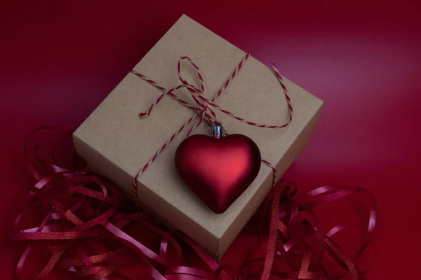 Red Heart Hanging Craft Gift Box Red Background — Stock Photo, Image