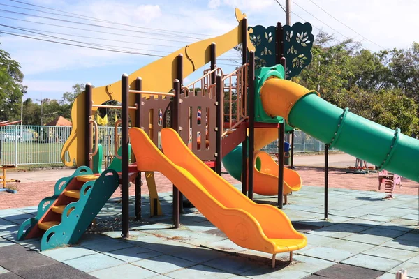 Colorful Playground Children Tunnel Slider — Foto de Stock