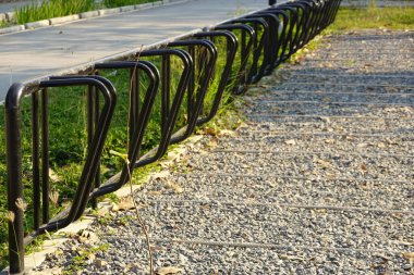 Bisiklet parkı için bir Black Metal Rack Rack Row