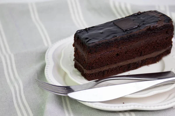 Kahve saati için lezzetli çikolatalı pasta.