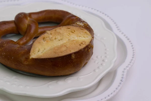 Brezel Tradtional Germany Bread Quick Meal Tasty Bread Modern Lifestyle — 图库照片