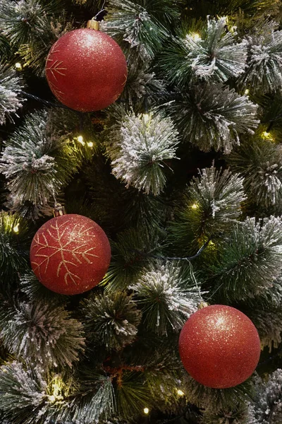 Bola Suspensão Vermelha Para Decoração Natal — Fotografia de Stock