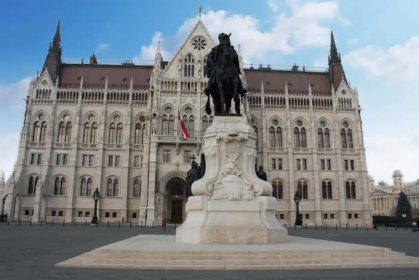 Het Hongaarse Parlementsgebouw Ook Bekend Als Het Parlement Van Boedapest — Stockvideo