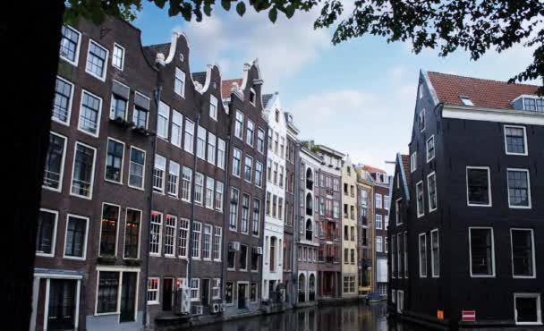Casas Del Canal Amsterdam Países Bajos — Vídeo de stock