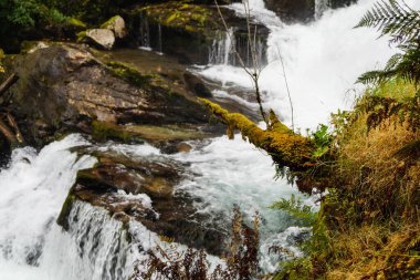 Geiranger Norveç 'te Storfossen şelalesi