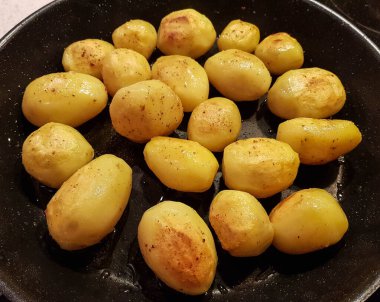 Çiftçiler jambonlu kahvaltı ve kızarmış patates.