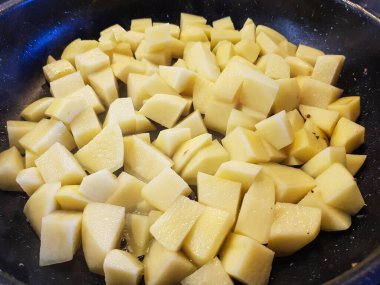 Çiftçiler jambonlu kahvaltı ve kızarmış patates.