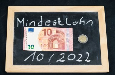 Almanya 'da Asgari Ücret Çevirisi Mindestlohn, Ekim 2022' ye kadar 12 avroya yükseldi