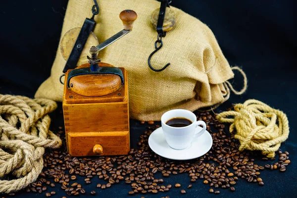 Świeżo Palone Brązowe Ziarna Kawy — Zdjęcie stockowe