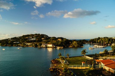 Saint Lucia, gemi terminali perspektifinden.
