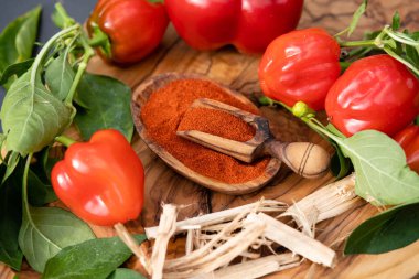 Füme kırmızı Macaristan Paprika tatlı veya baharatlı