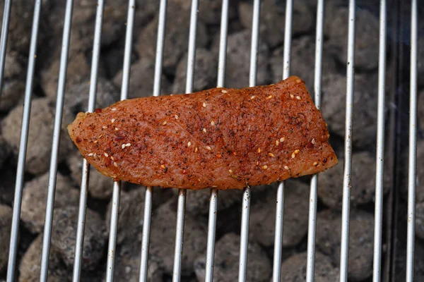 Ψητό Κρέας Από Σχάρα Κάρβουνου — Φωτογραφία Αρχείου