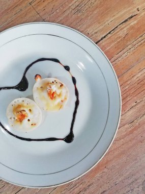 Geleneksel Endonezya tatlı adı 