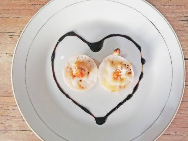 Geleneksel Endonezya tatlı adı 