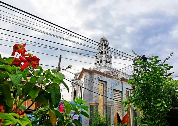 Moské Med Molnig Himmel Tabanan Stad Bali Indonesien — Stockfoto