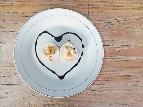 Geleneksel Endonezya tatlı adı 