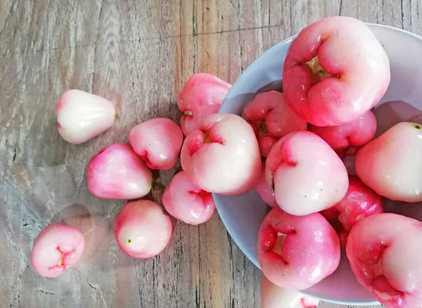 Місцеві Індонезійські Назви Фруктів Jambu Air Або Red Water Guava — стокове фото