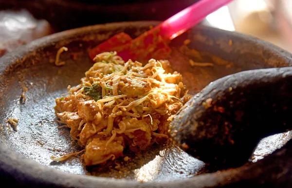 Geleneksel Endonezya yemekleri, adı 