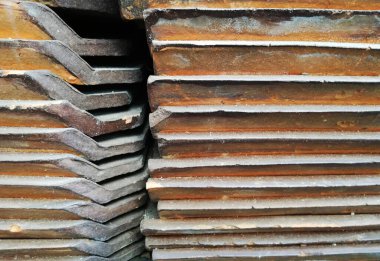 Kiremit çatı grubunu kahverengi renkte kapat