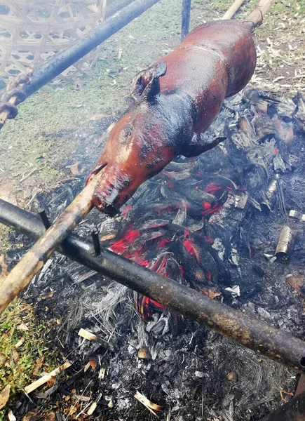 Traditionelles Balinesisches Spanferkel Namens Babi Guling Gegrillt Und Nach Traditioneller — Stockfoto