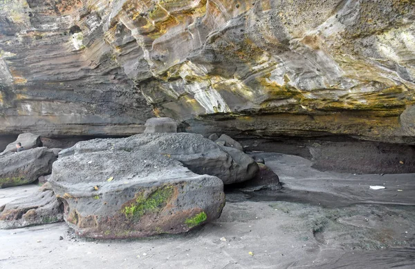 Rock Formation South Area Bali Island Black Sand Beach — 스톡 사진