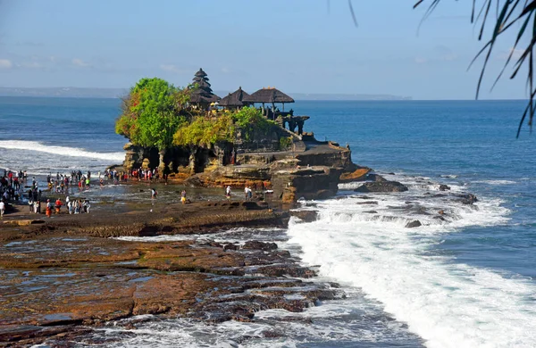 Bali Indonesia 2022 Juli Kuil Tanah Lot Yang Suci Dan — Stok Foto