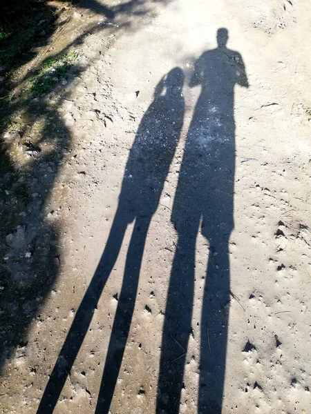 Schatten Des Menschen Unter Einem Sonnigen Tag — Stockfoto