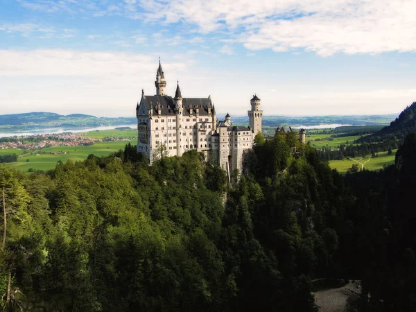 Neuschwanstein Castle Castle Mountains Bavaria Mountain Castle Towers Built 19Th — Stock Photo, Image