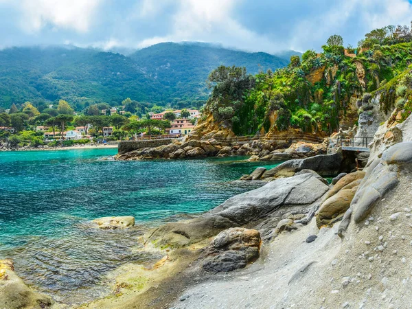 Elba Island Coast Sant Andrea Magnificent Landscapes Volcanic Island Crystal Images De Stock Libres De Droits