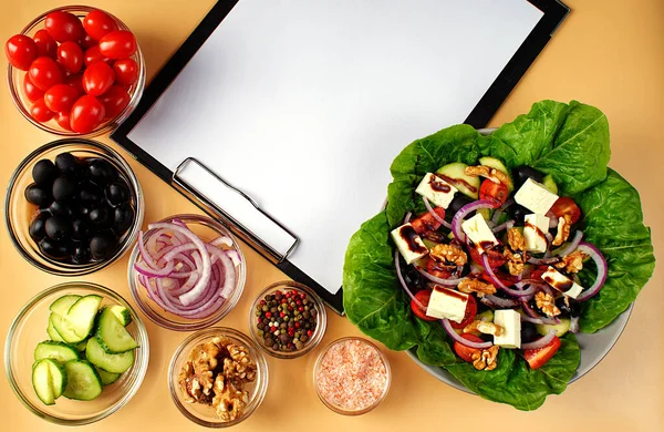 Process Preparing Greek Salad Healthy Food Concept Table Tablet Sheet — 스톡 사진