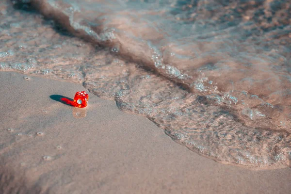 One Red Dice Lie Sand Shore Water Washes Them Copy —  Fotos de Stock