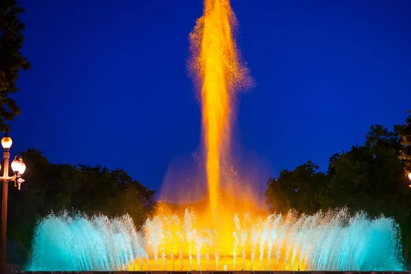 Night Photograph Performance Singing Magic Fountain Montjuic Barcelona Catalonia Spain — Stock Fotó