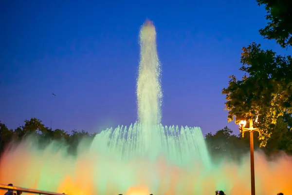 Night Photograph Performance Singing Magic Fountain Montjuic Barcelona Catalonia Spain — Stockfoto