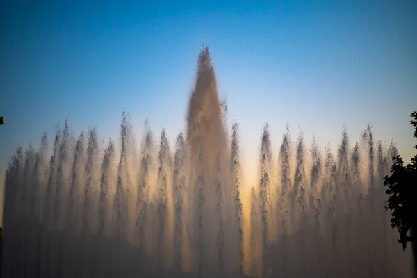 Day Photograph Sunset Performance Singing Magic Fountain Montjuic Barcelona Catalonia — Stok fotoğraf