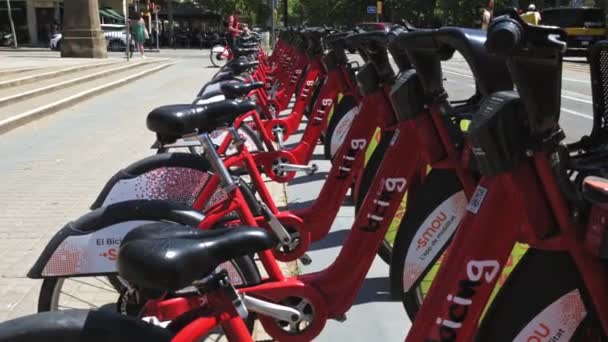 Barcelona Spain May 2022 Row Electric Bikes Rent Parking Lot — Stock Video