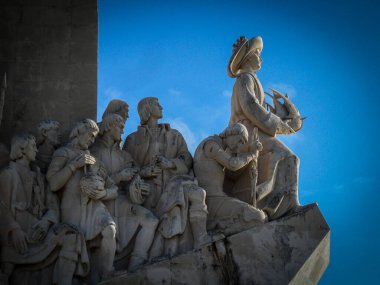 Lizbon 'dan kartpostal: Padrao dos Descobrimentos - Tagus Nehri bankasındaki Keşifler Anıtı