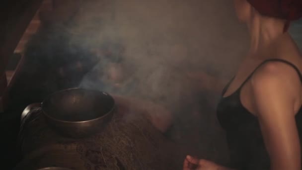 Woman Performs Tibetan Ritual Sound Bowls Concept Therapy — Stock Video