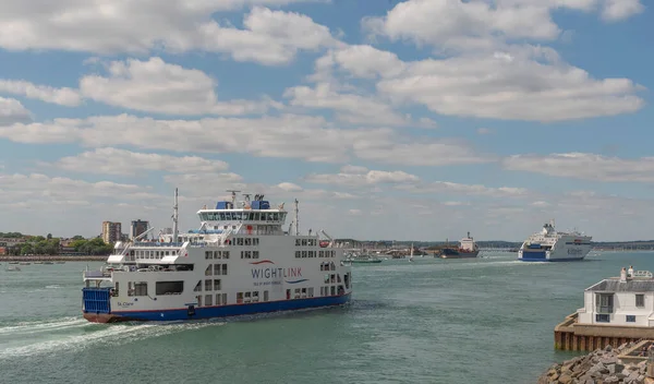 Portsmouth Harbour England 2022 Isle Wight Roro Ferry Cross Channel — ストック写真