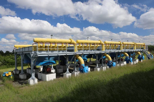 Sistema Transporte Gás Posto Bombagem Combustível Posto Abastecimento Tanques Gasolina — Fotografia de Stock