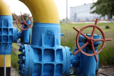 Gaz taşıma sistemi. Benzin için pompalama istasyonu. Benzin istasyonu ve benzin depoları. Dünya çapında ulaşım. Petrol ve gaz sektörü. türbinler.