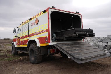 Söndürme makinesi. Ukrayna 'da savaş. İstihkamcılar mayın temizliyor