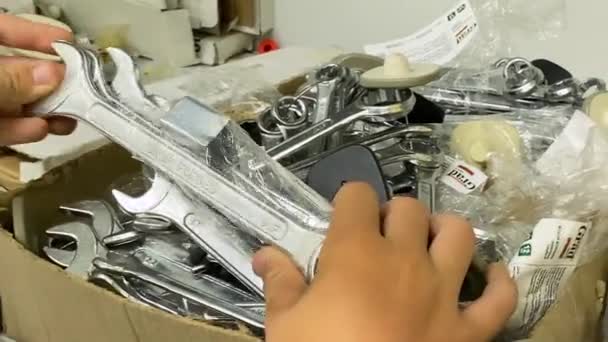 Guy Buys Spanner Tool Household Wrench Hands Close Tool Shop — Stok video