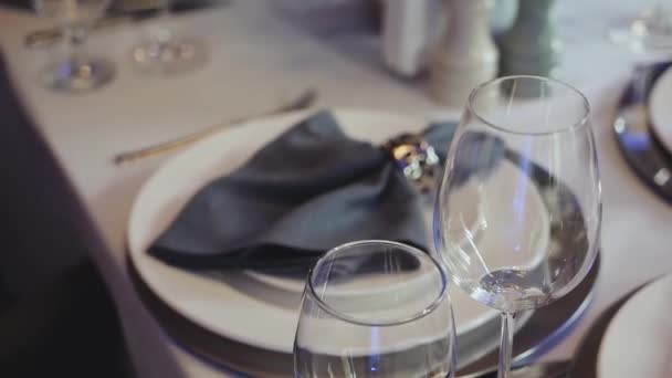 Bela Decoração Casamento Tudo Decorado Azul Câmera Estilo Cinza Movimento — Vídeo de Stock