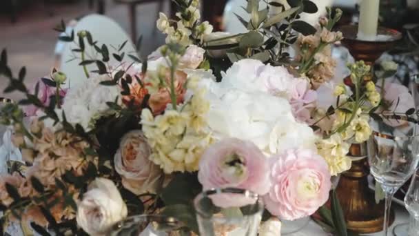 Hermosa Decoración Boda Todo Decorado Colores Pastel Rosa Blanco Cámara — Vídeos de Stock